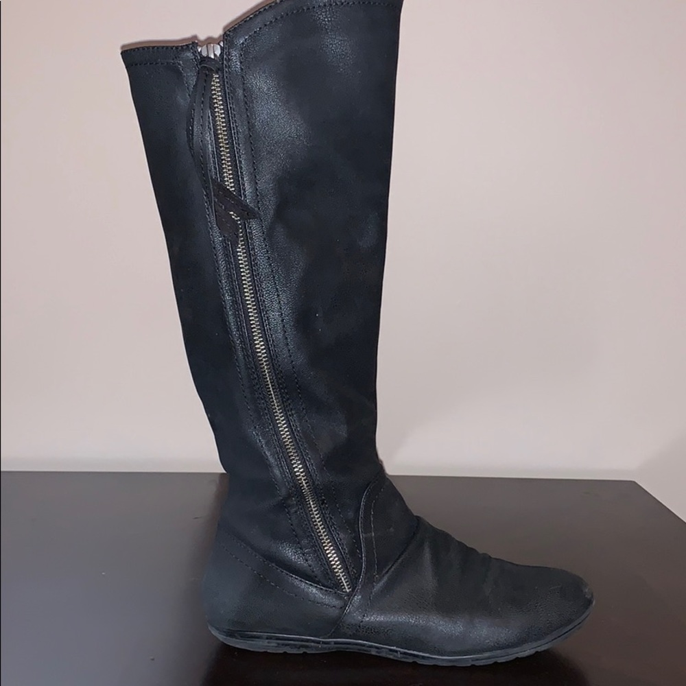 All black R2 boots - Picture 2 of 3